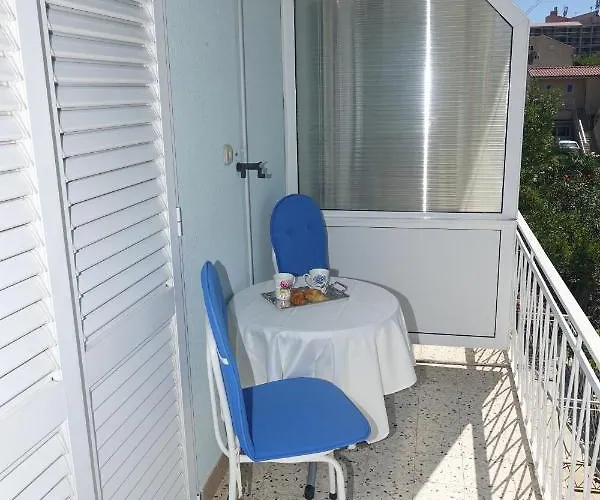 Roza Baška Voda