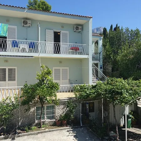 Roza Apartament Baška Voda